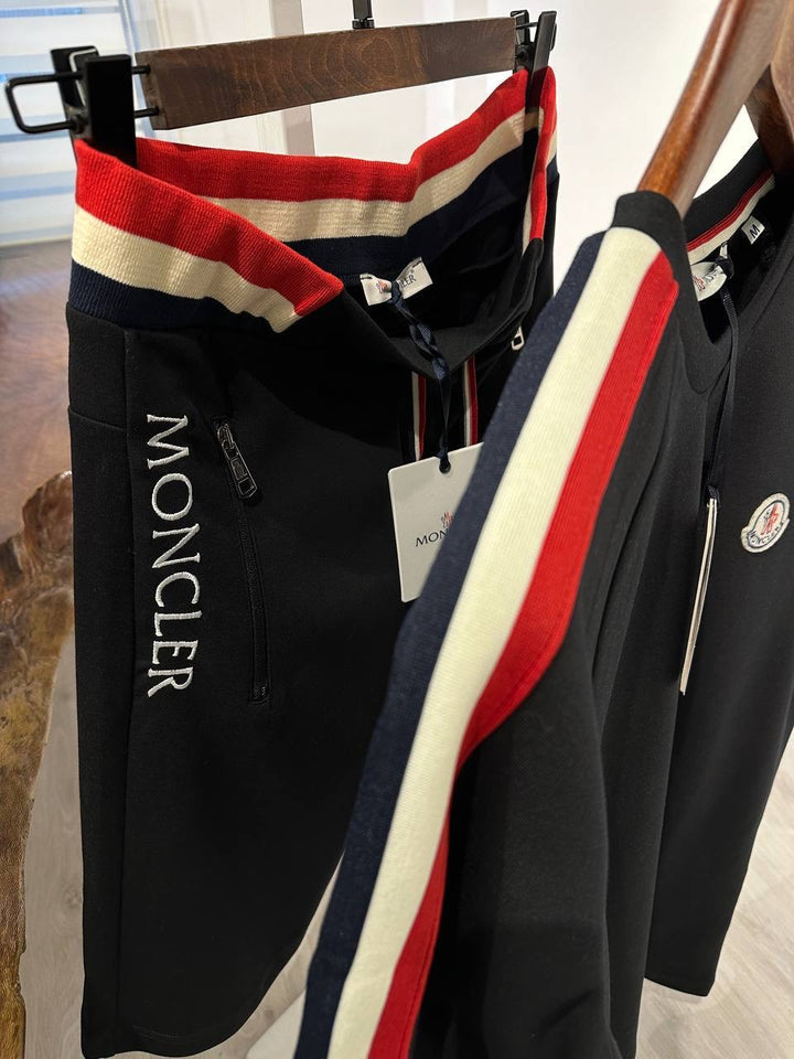 Moncler Set MS044 With NFC