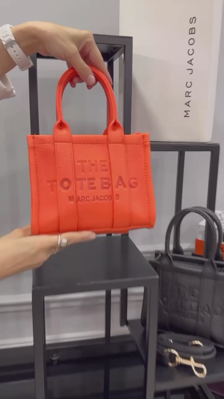 MARC JACOBS THE TOTE BAG SMALL SIZE
